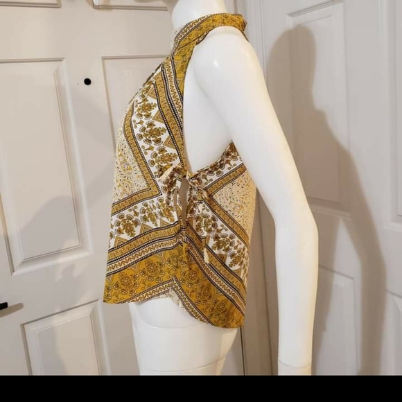 Milk & Honey size Medium  Handkerchief style - Picture 2 of 7